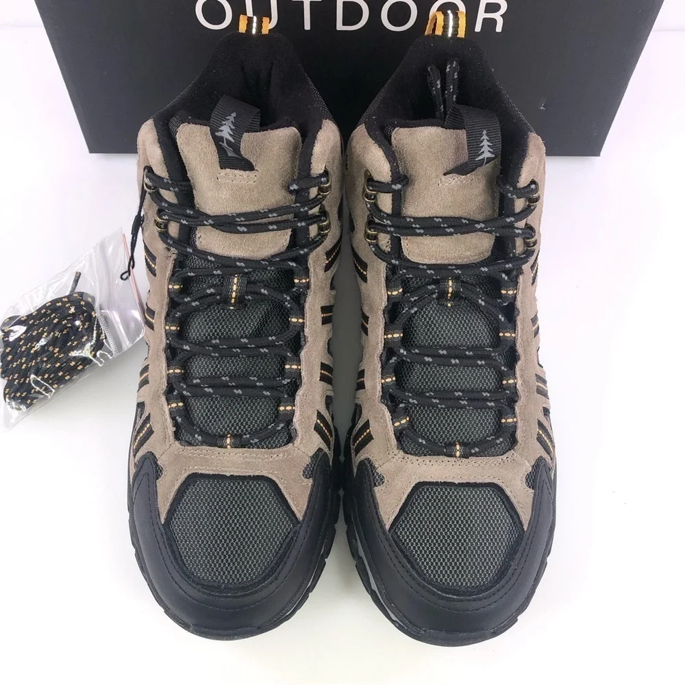 G.H. Bass & Co. brand new